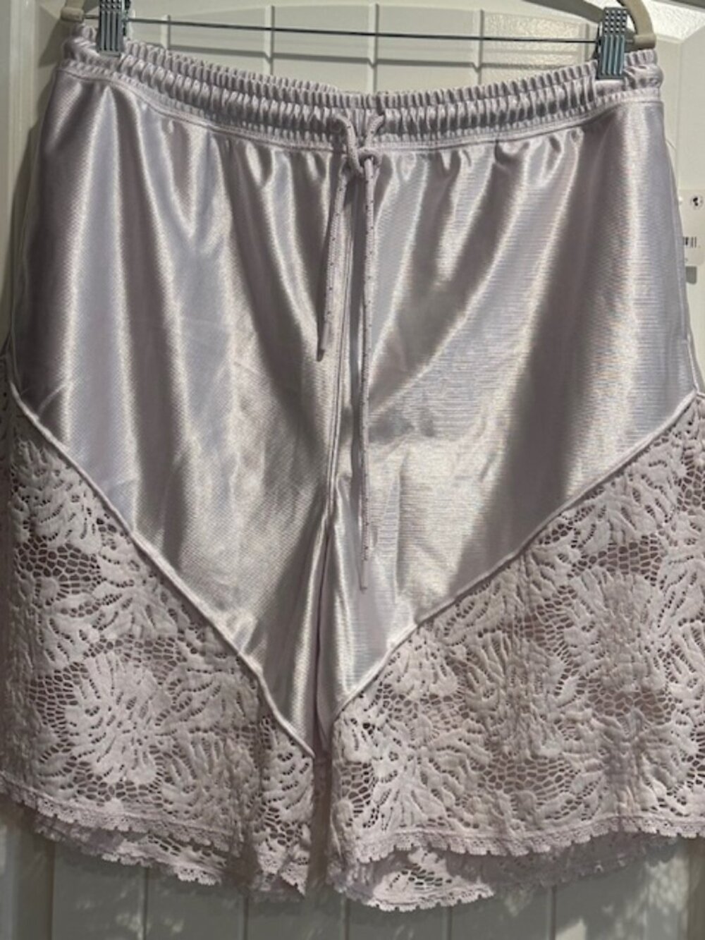 NWT Free People Movement Roster Shorts Rose size- LARGE - Picture 5 of 6